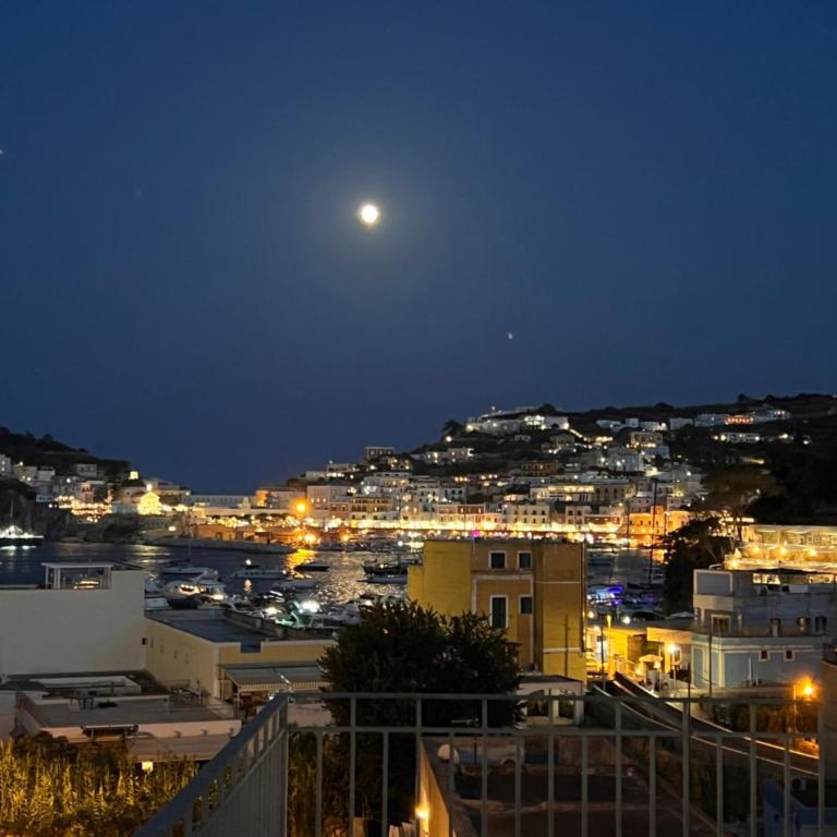 Sea Breeze Ponza - Appartamento con 1 Camera da Letto, Vista Mare e Terrazza - 23