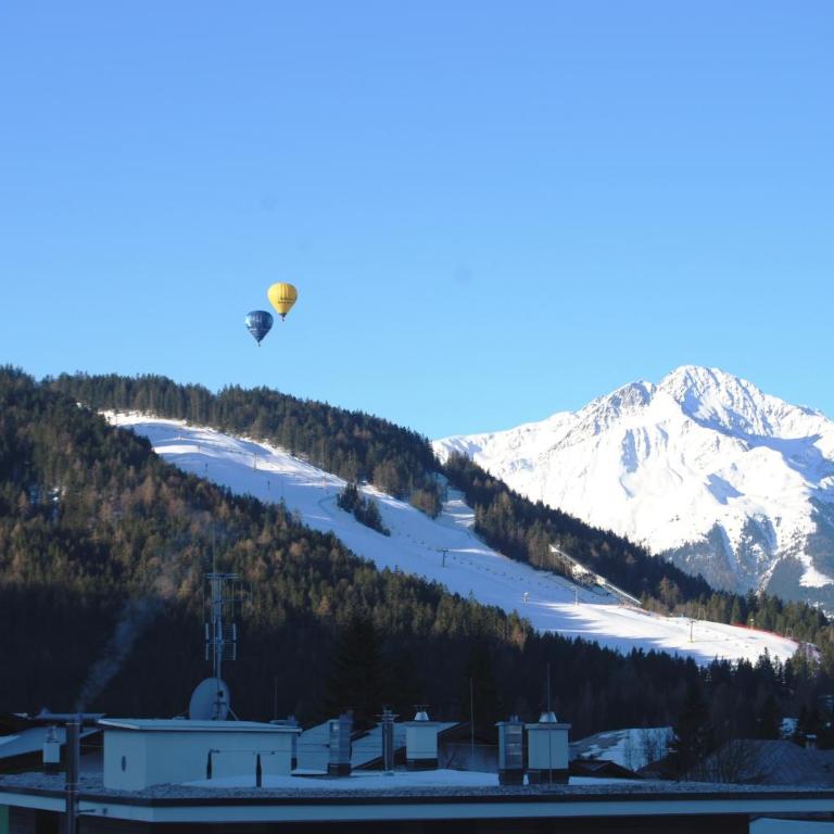 Berghaus Tirol - Luxus Apartement - Apartment mit 1 Schlafzimmer und Balkon - Alpenpanorama - 14