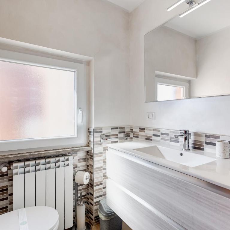 Terrace with a view of Rome - Appartamento con 3 Camere da Letto e con Vista - 47