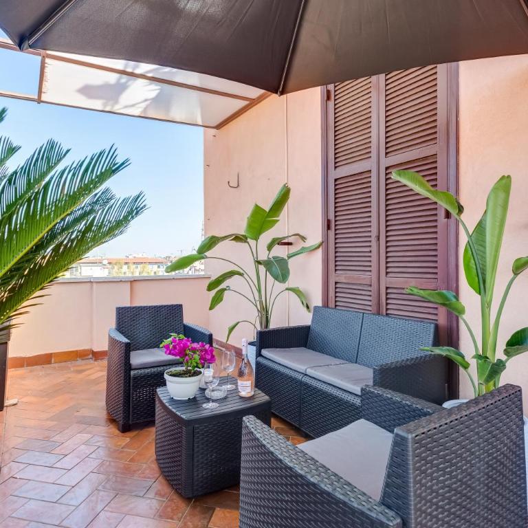 Terrace with a view of Rome - Appartamento con 3 Camere da Letto e con Vista - 11