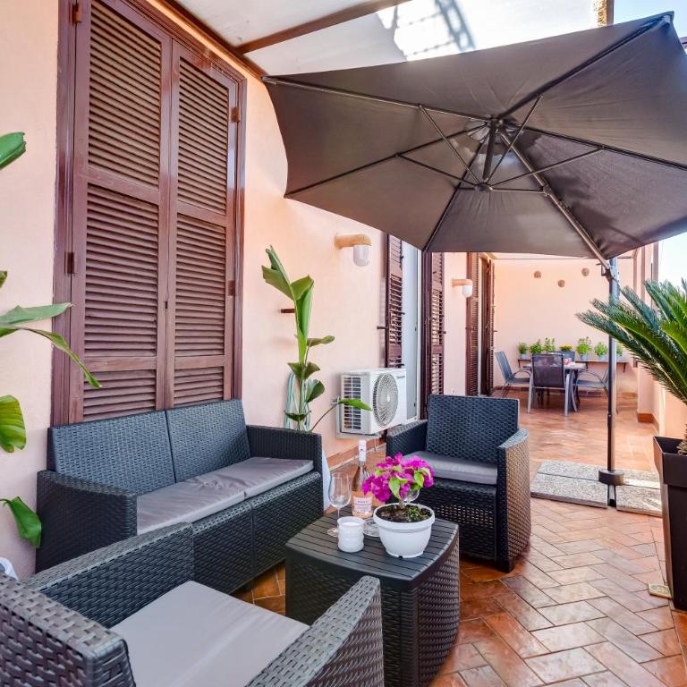 Terrace with a view of Rome - Appartamento con 3 Camere da Letto e con Vista - 16