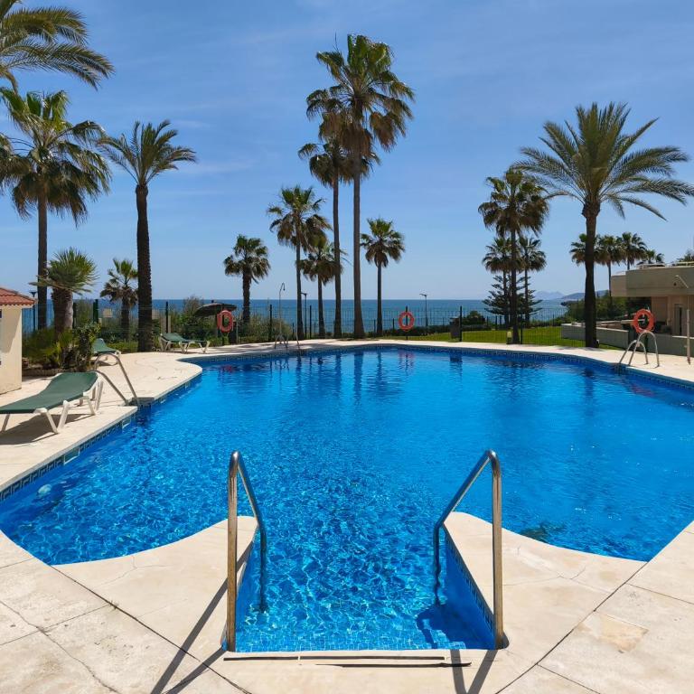 Bermuda Beachfront Living by Lica Homes - Apartamento con vistas al mar - 21