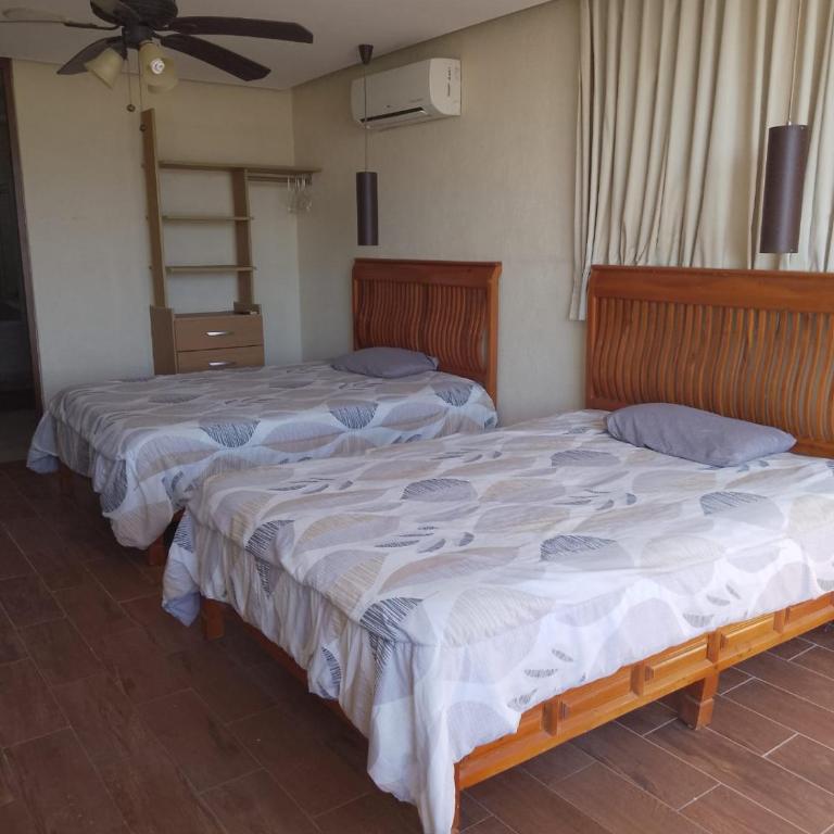 Casa Kleha Familiar y Comodidad - Habitación Doble con baño privado - 16