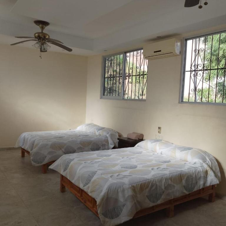 Casa Kleha Familiar y Comodidad - Habitación Doble con baño privado - 15