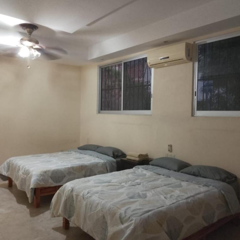 Casa Kleha Familiar y Comodidad - Habitación Doble con baño privado - 16