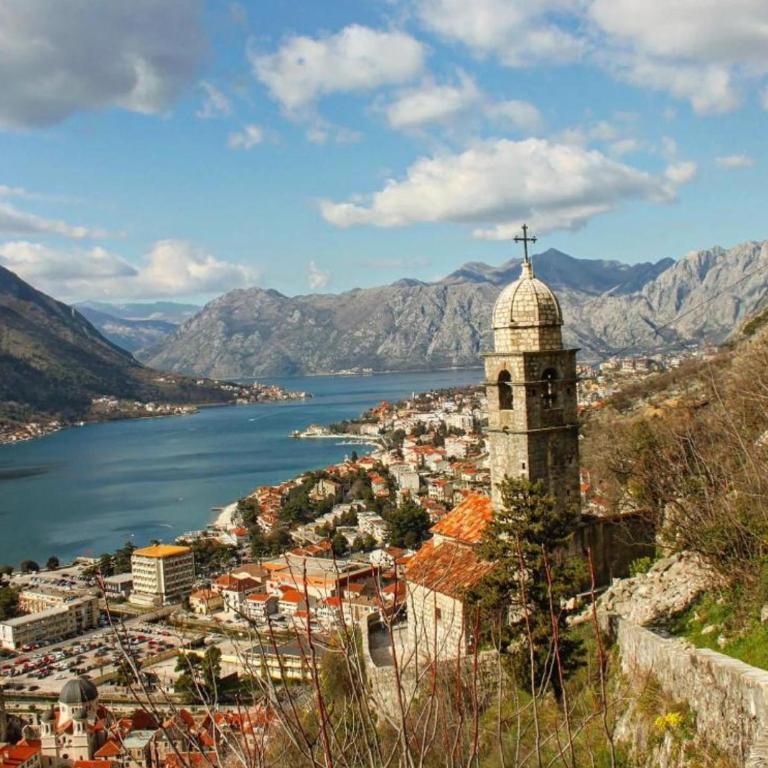 lifekotor - Velika Dvokrevetna Soba sa Bračnim Krevetom - 15