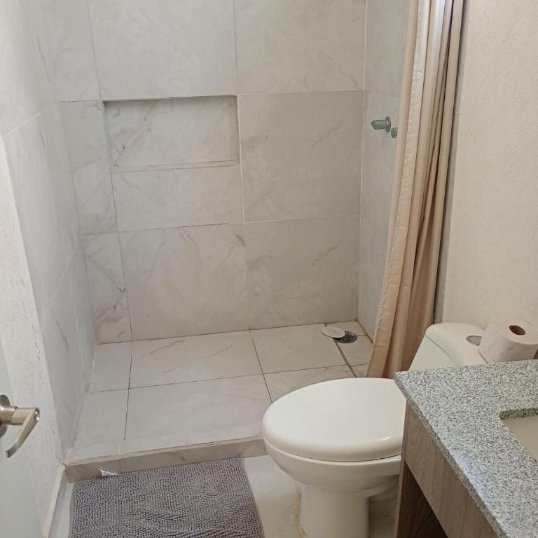 2 bedroom apartment, compartido - Apartamento de 2 dormitorios - 53