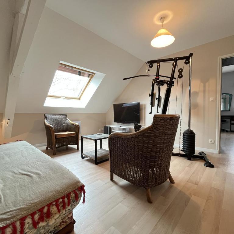 Villa Isaac - Piscine naturelle - Proche Boulerie Jump - 8p - Ferienhaus mit 3 Schlafzimmern - 21