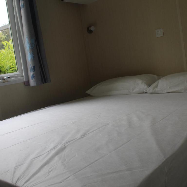 Camping Castell D'aro - Habitación Triple - 13