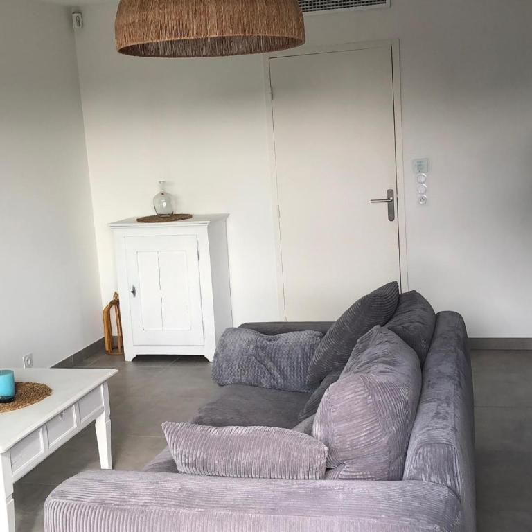 Superbe appartement pour 4, climatisé, piscine et garage - Apartment mit 2 Schlafzimmern - 9