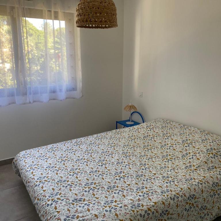 Superbe appartement pour 4, climatisé, piscine et garage - Apartment mit 2 Schlafzimmern - 13