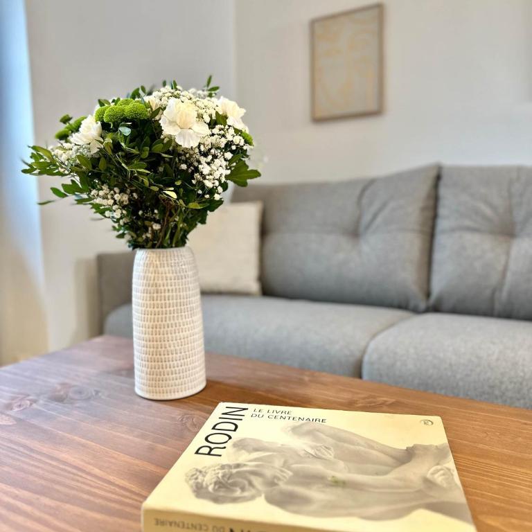 Opera - Premium apartment with lift near Gare de l'Est for 4 - Appartement - 4