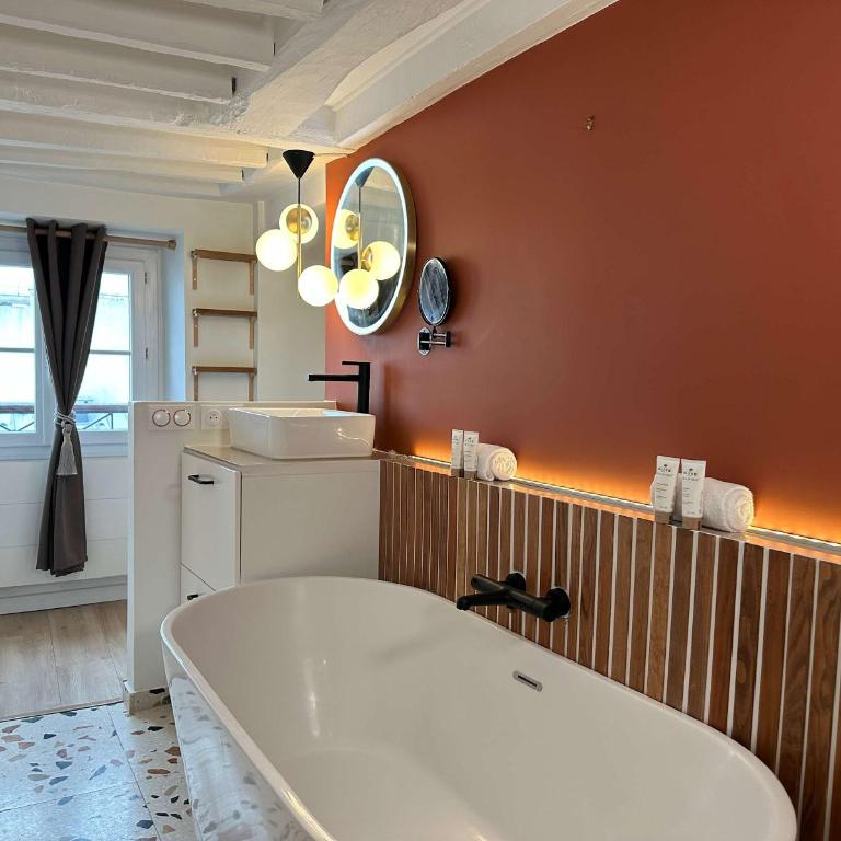 Opera - Premium apartment with lift near Gare de l'Est for 4 - Appartement - 21