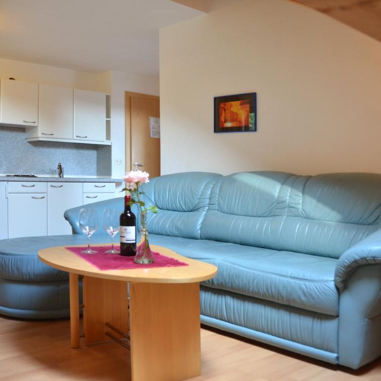 Gästehaus Thaler - Apartment with Balcony - 5