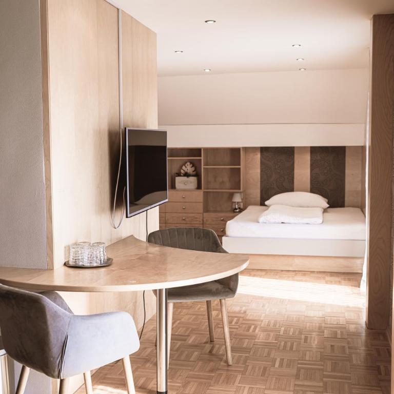 Haus Dietrich am Red Bull Ring - Appartement avec Balcon - 3