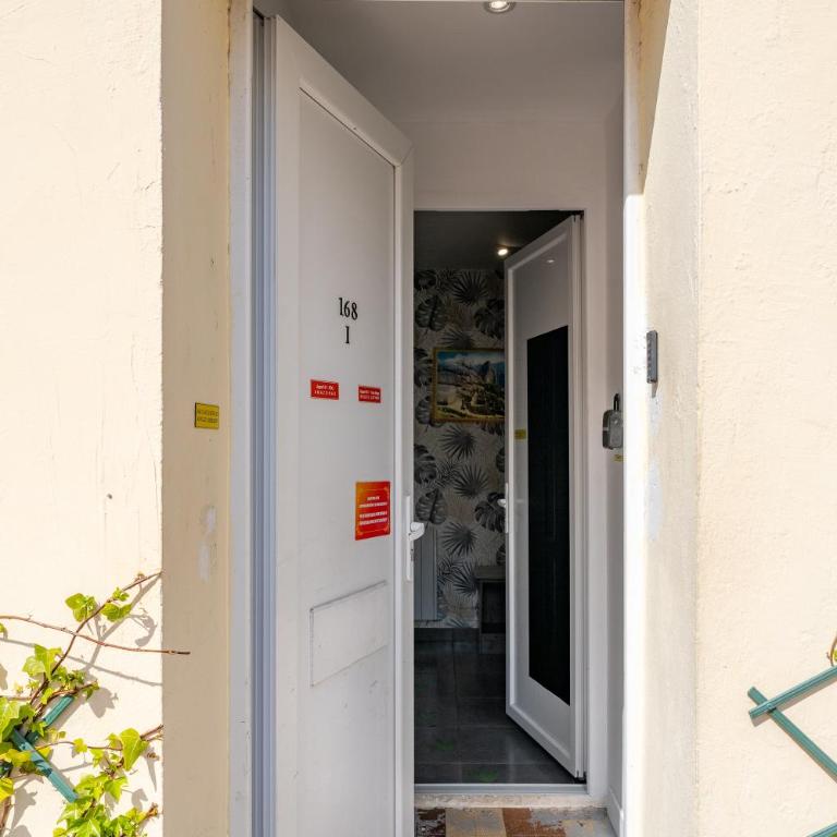 Bundle 2 Apparts, 12 person - Parking, station, beach - Appartement - Rez-de-Chaussée - 12