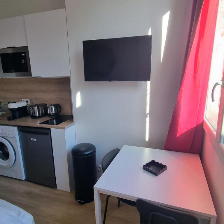 Studio Droite Calme Proche Gare Climatisation - Apartment mit 1 Schlafzimmer - 20