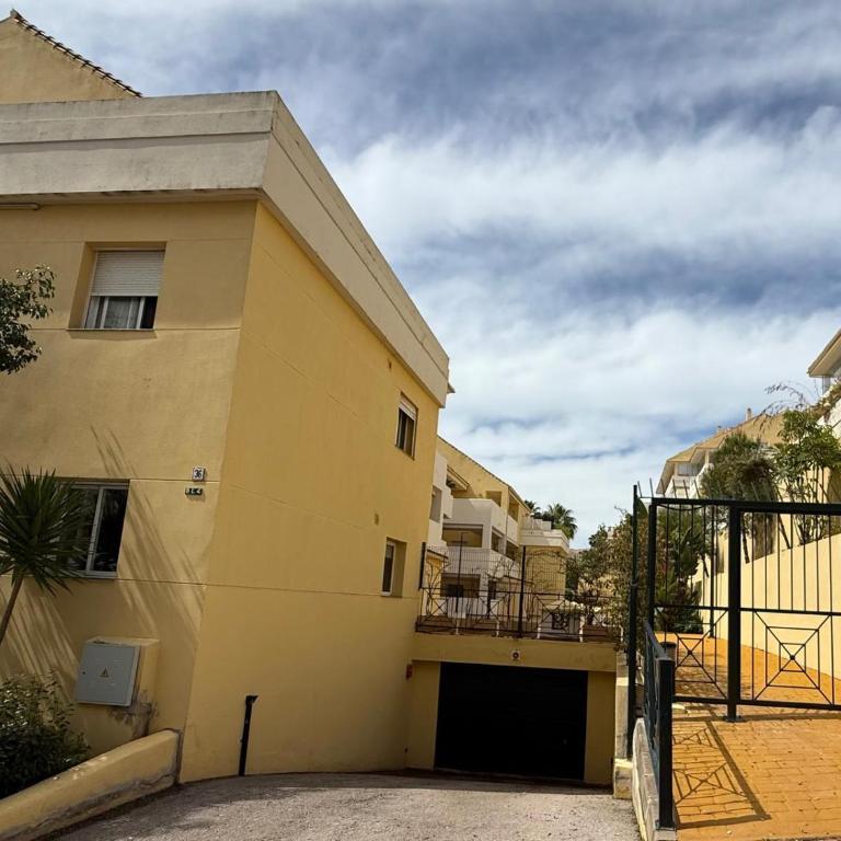 Residence TuAlto - Two-Bedroom Apartment - 34