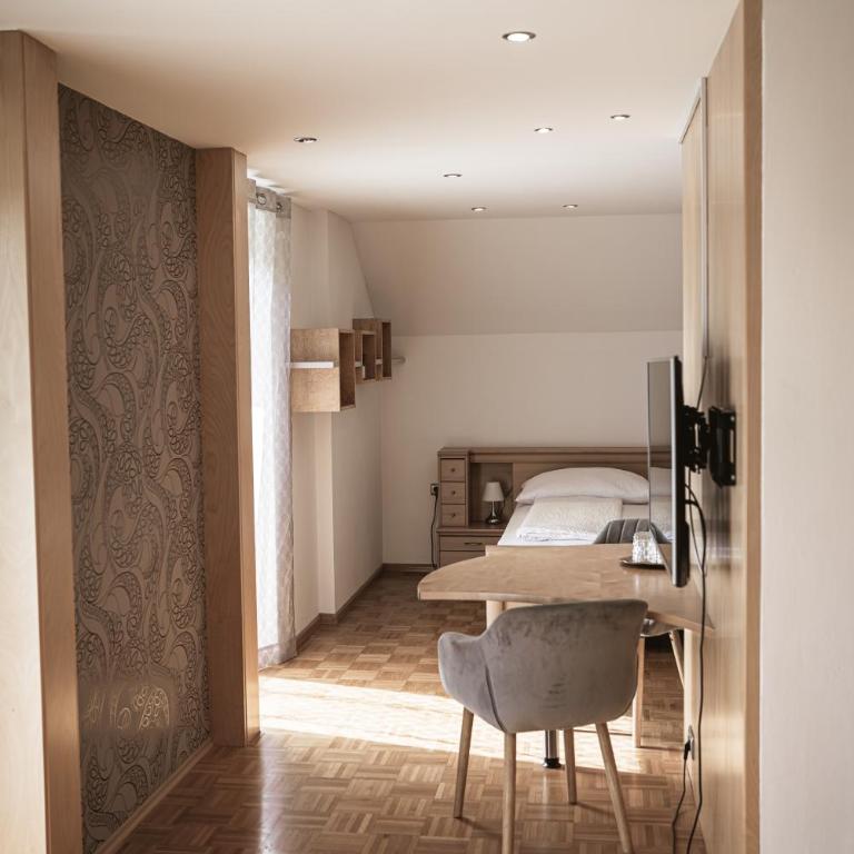 Haus Dietrich am Red Bull Ring - Appartement avec Balcon - 7