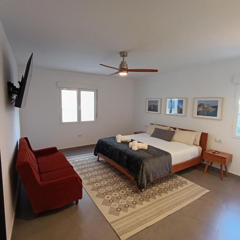 Modern Rambla Mercado Apartment - Three-Bedroom Apartment - 40