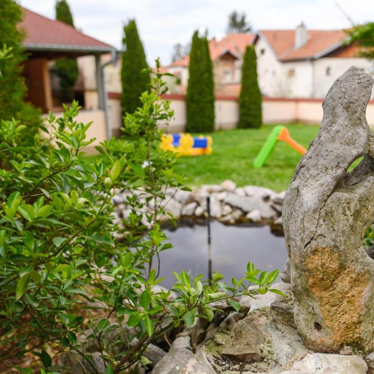 Smestaj STAI, u ulici Nikole Tesle 10, Sokobanja - Two-Bedroom Apartment with Mountain View - 14