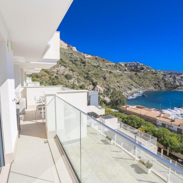 Icon Deluxe Marina Views - Three-Bedroom Apartment - 38