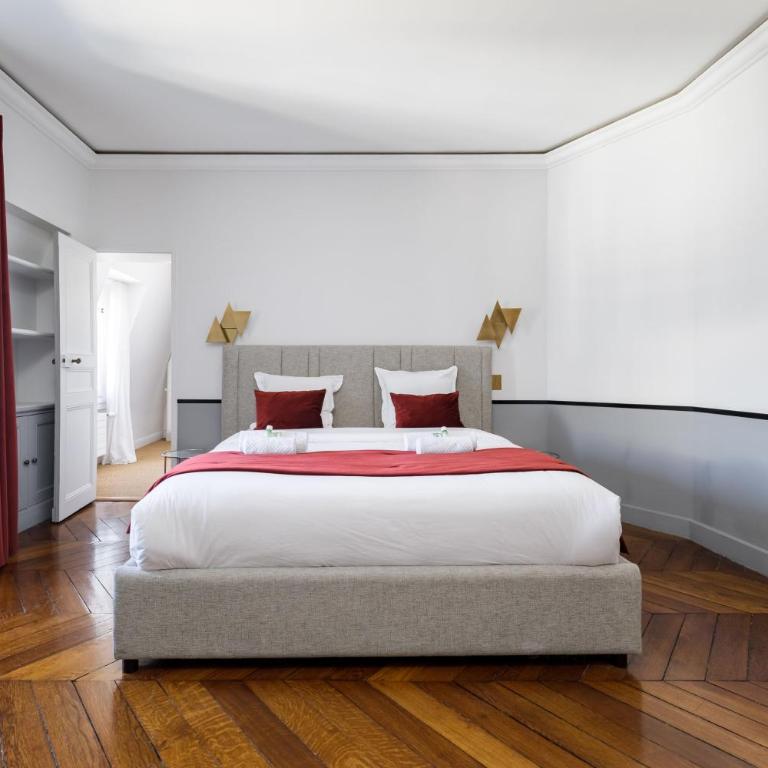 Luxury apartments - Avenue Montaigne - Appartement 3 Chambres avec Vue - 3