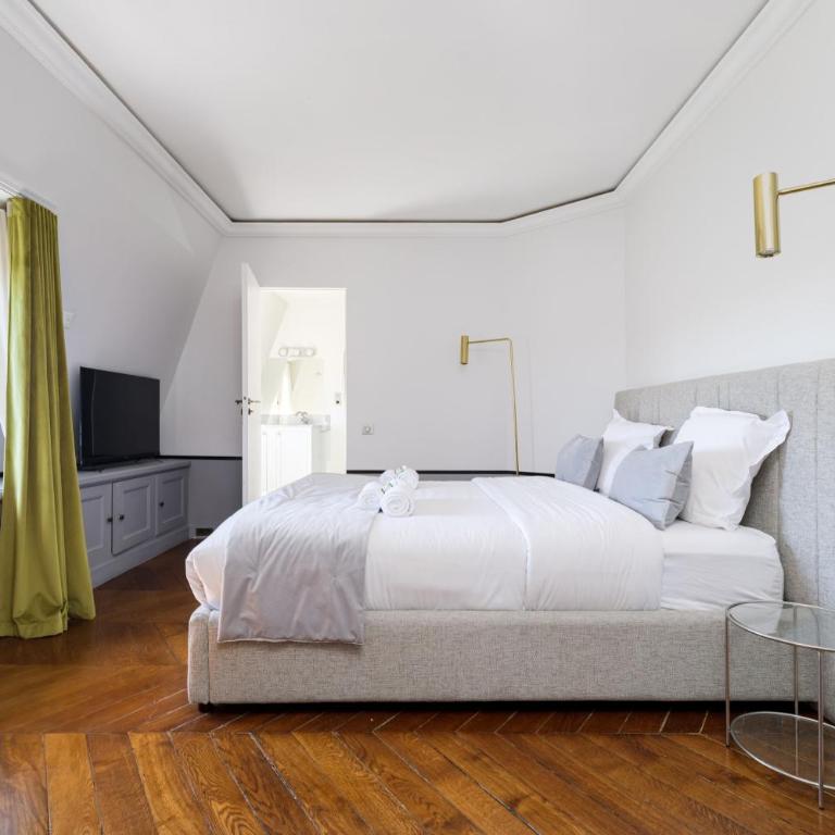Luxury apartments - Avenue Montaigne - Appartement 3 Chambres avec Vue - 23