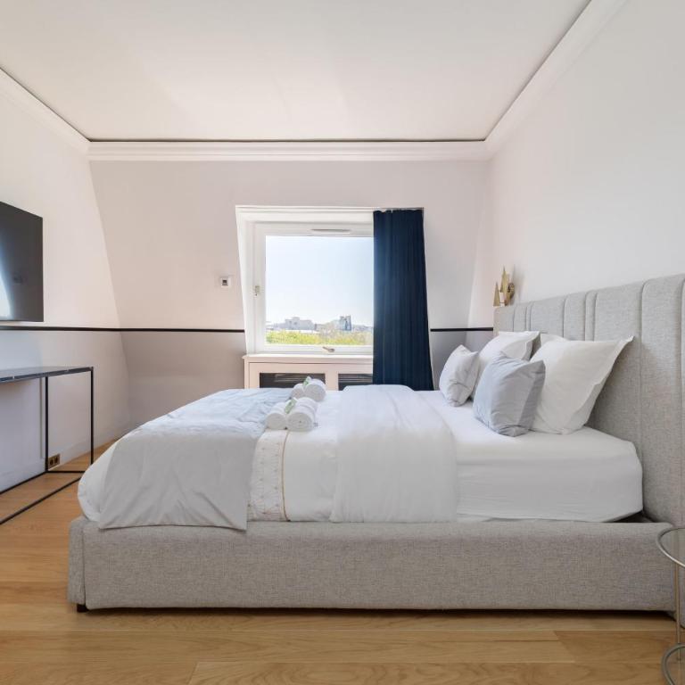 Luxury apartments - Avenue Montaigne - Appartement 3 Chambres avec Vue - 25