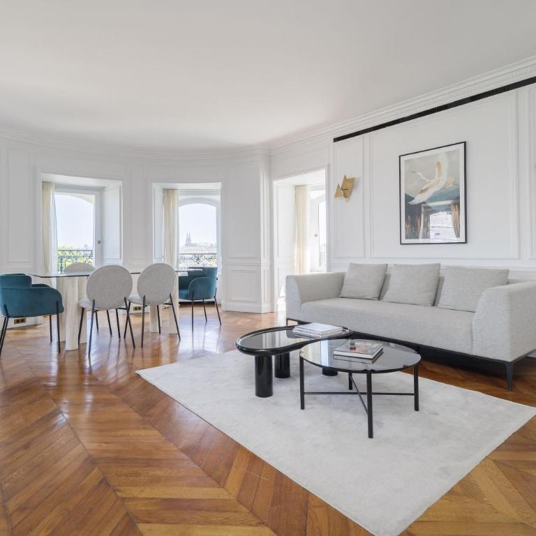 Luxury apartments - Avenue Montaigne - Appartement 3 Chambres avec Vue - 30