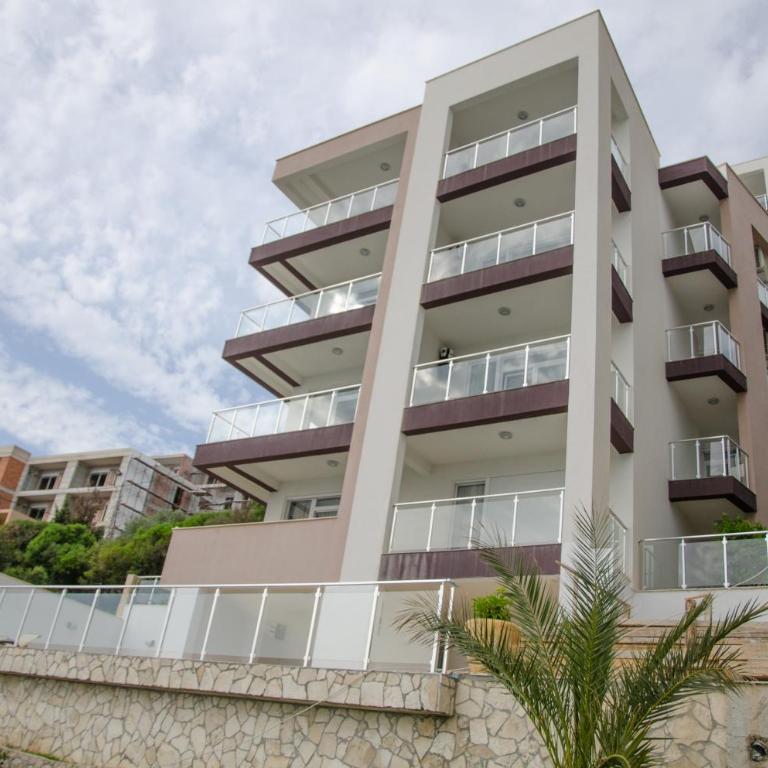 Nautilus Apartments - Two-Bedroom Apartment with Balcony and Sea View - 7