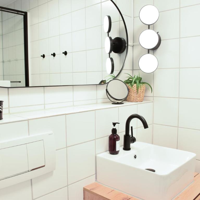 Studio 12 - Modern - Zentral - Küche - Appartamento Monolocale con Letto King-Size - 5