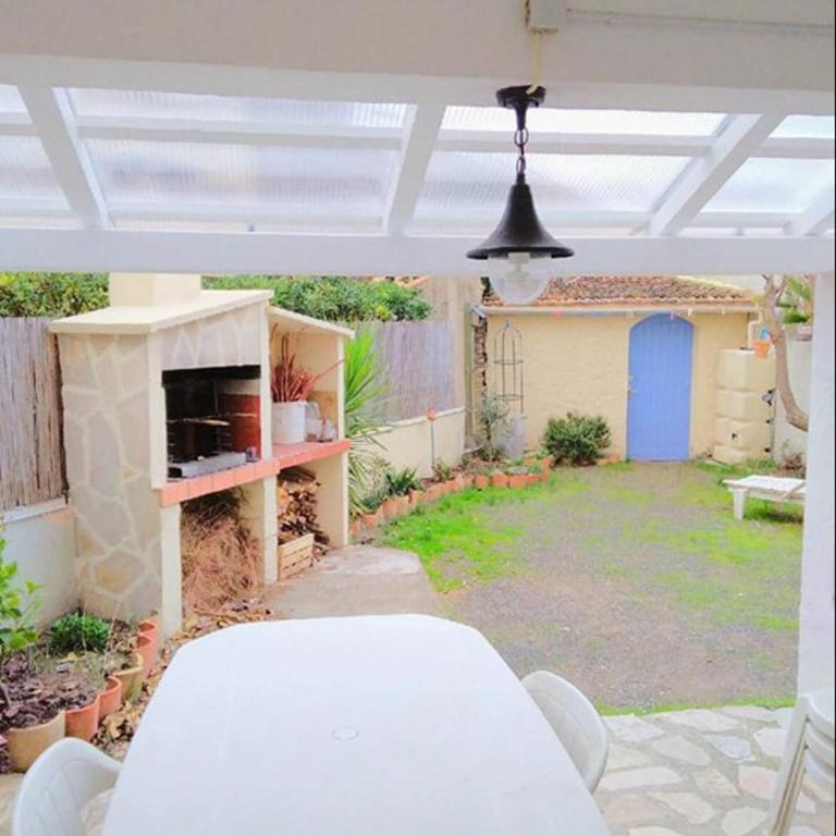 GRANDE PLAGE A 50 Métres - Two-Bedroom House - 4