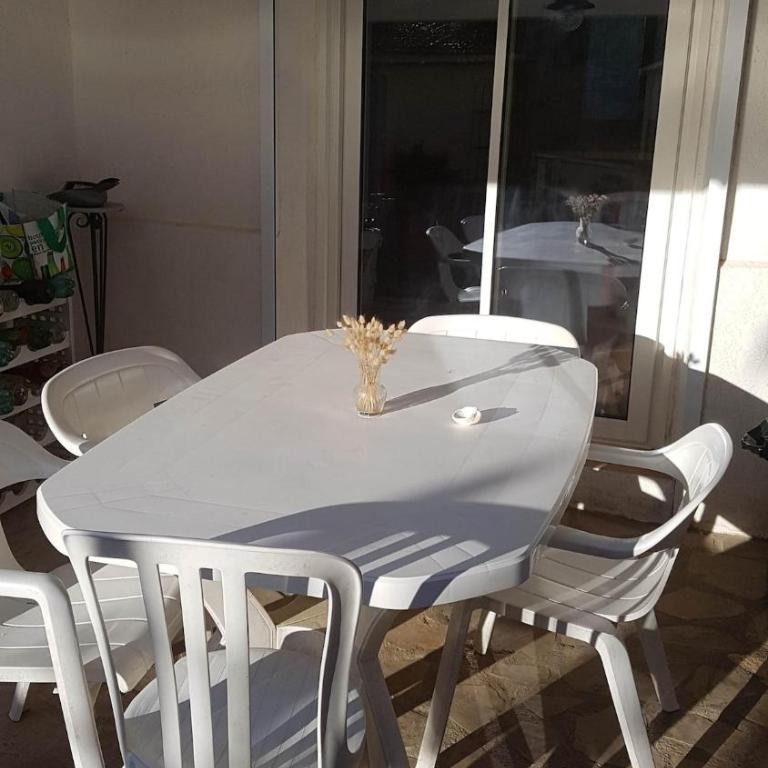 GRANDE PLAGE A 50 Métres - Two-Bedroom House - 6
