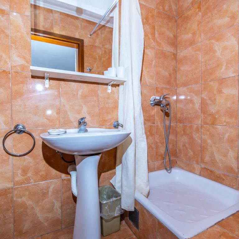 Apartments Irena - Studio Apartment - 8