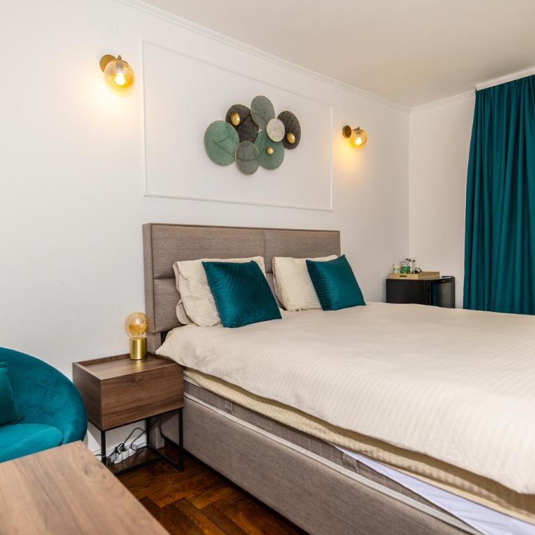 Apartments Irena - Superior Double Room - 1