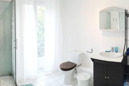 Reine des Mers - Two-Bedroom Deluxe Apartment with Garden View - 14