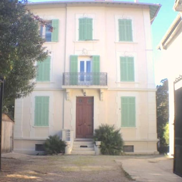 Reine des Mers - Villa with Garden View - 28