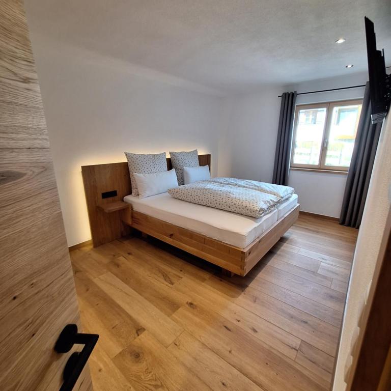 Beim Hofar - die neuen Ferienwohnungen in Obermaiselstein - Apartment mit 2 Schlafzimmern und Balkon - 12