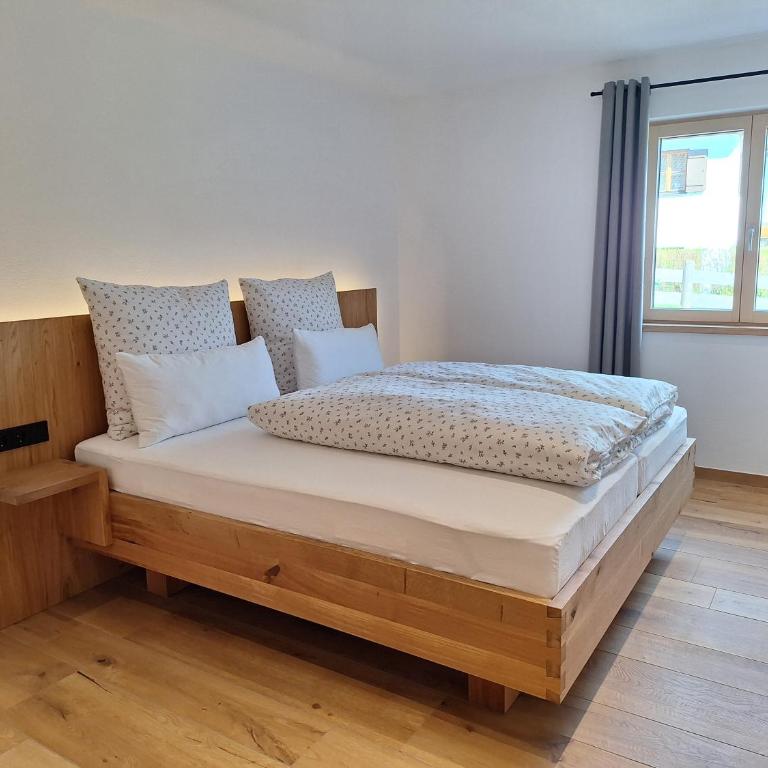 Beim Hofar - die neuen Ferienwohnungen in Obermaiselstein - Apartment mit 2 Schlafzimmern und Balkon - 5