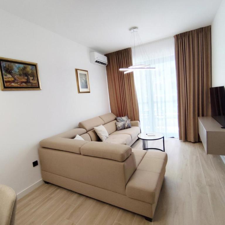 Azure Horizon - One-Bedroom Apartment - 7