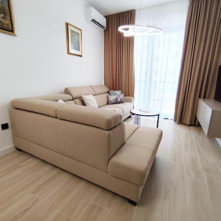 Azure Horizon - One-Bedroom Apartment - 15