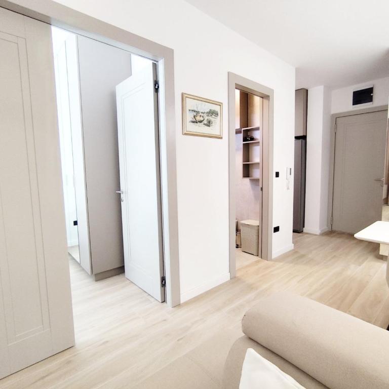 Azure Horizon - One-Bedroom Apartment - 18