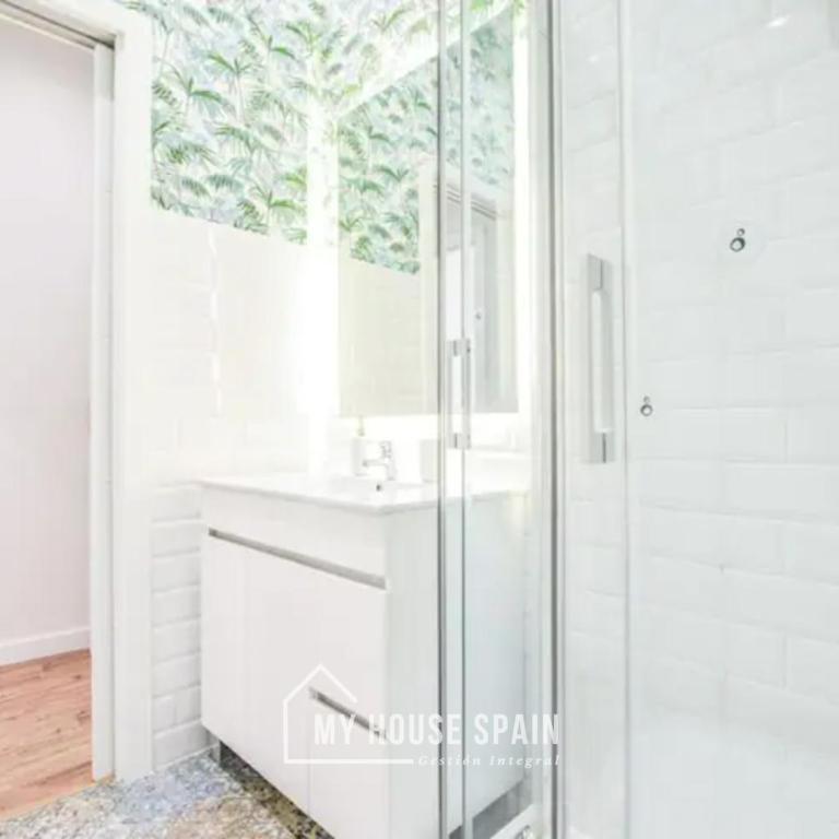 MyHouseSpain - Estrena apartamento en el centro de Madrid - Atocha - Apartment with Shower - 13