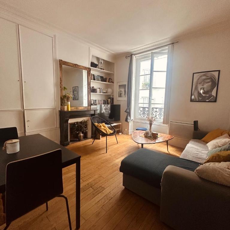 Paris 9e bel appartement de 40m2 - Appartement 1 Chambre - 9