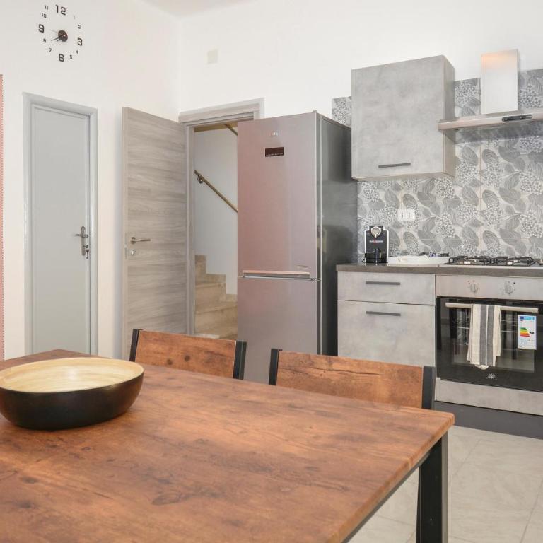 Lovely Apartment In Ragusa - Appartamento - 5