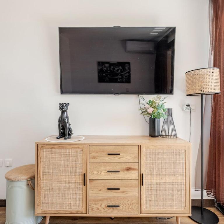 Apartment with Garden, Pool, Sea View and Parking - Appartement 1 Chambre - 5