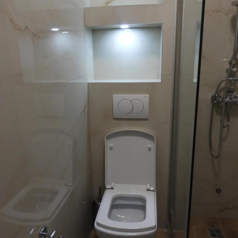 Boskovic Apartments - Dvokrevetna Soba sa Bračnim Krevetom i Terasom - 9