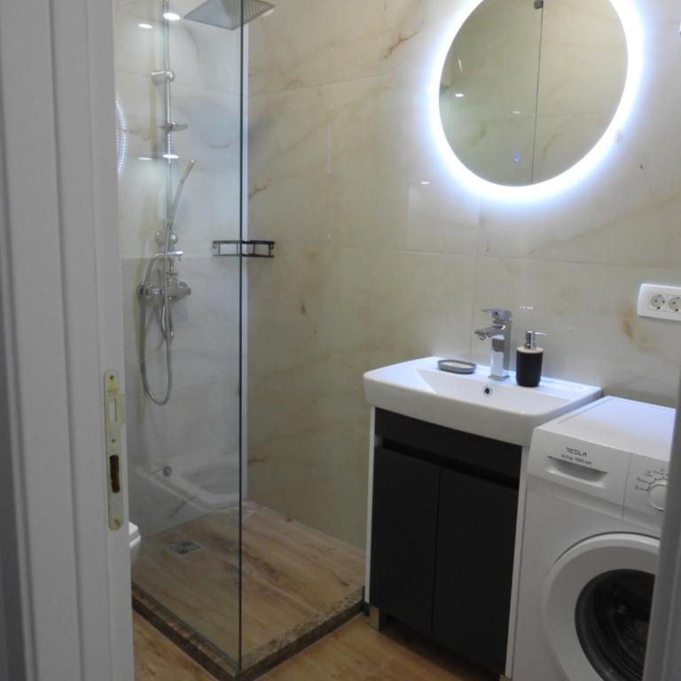 Boskovic Apartments - Dvokrevetna Soba sa Bračnim Krevetom i Terasom - 7