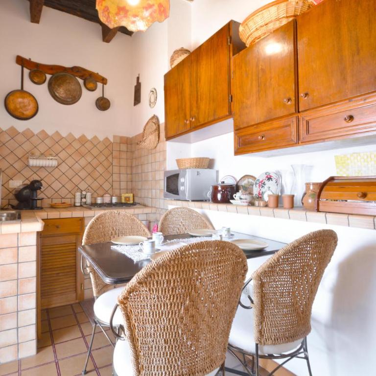 3 Bedroom Gorgeous Apartment In Castelsardo - Appartamento con 3 Camere da Letto - 3